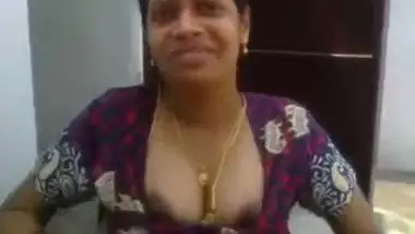 Mallu aunty exposed by hubby’s friend