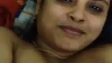 Desi Coimbatore wife moans during hardcore sex