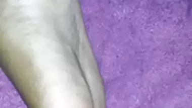 cum on wifes toes and soles