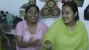 Bangladeshi Hostel Girl Dancing