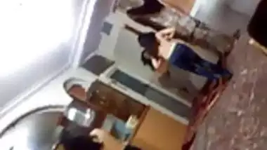 indian girls dancing with out bra 