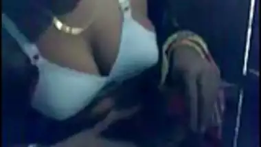 village aunty showing boobs