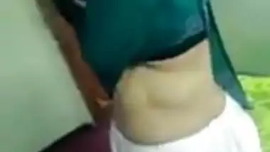 Indian actress - Leaked video 