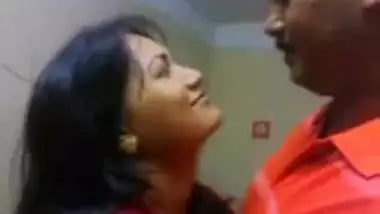 Lubricious Indian bhabhi lets her lover fondle her