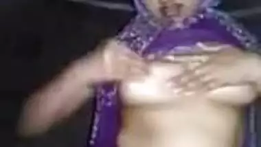 horny neetu pressing boob missing boyfriend