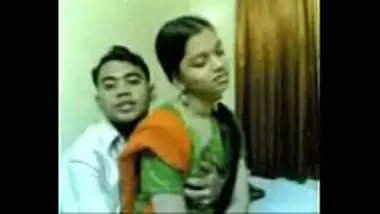 Sexy Bangladeshi girl enjoyed by her cousins