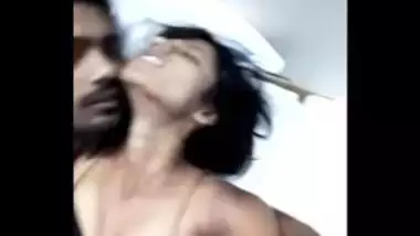 Fingering Pussy Of Hot Mumbai Girl