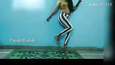 Payal Bhabhi Hot Indian Dancing In Stripe Leggings