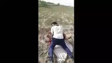 Desi village lover caught in field