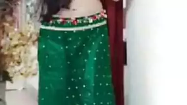 Desi Hot Local Girls Hot Dance