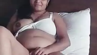 TELUGU AUNTY FROM VISAKHAPATNAM