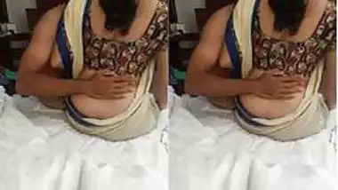 Today Exclusive-Desi Cpl Romance In Hotel Par...