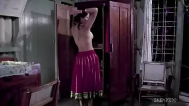 Various Indian actress Topless & Nipple Slip Compilation