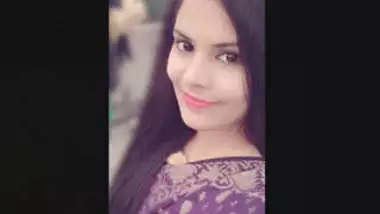 Bangladeshi Beautiful Cute Girl Showing