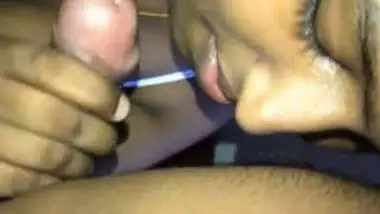 Sexy lankan Tamil Girl Blowjob