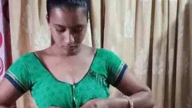 Anjli Slut dressing desi video