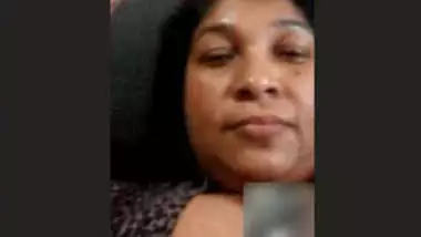 SL Bhabhi Showing On Video Call