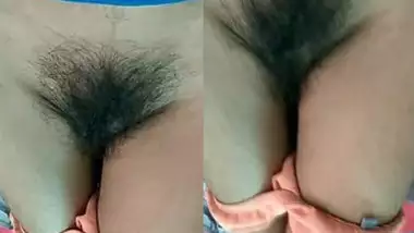 Desi bhabhi showing her hairy wet pussy