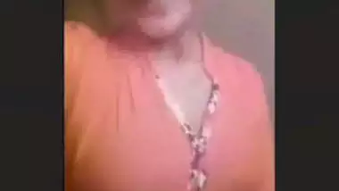 Cute Bangladeshi Girl New Nude Video Call Clips Part 2