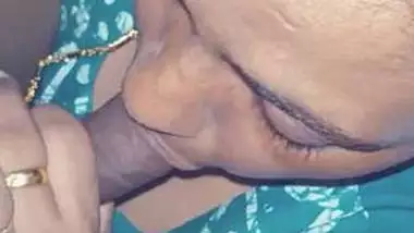 Desi mallu aunty hot blowjob and top riding