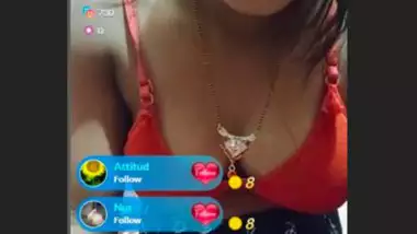 Kajal Bhabi Deep Cleavage Tango Live