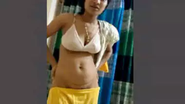 Bangladeshi Hot & Sexy Bhabhi Salma Part 4