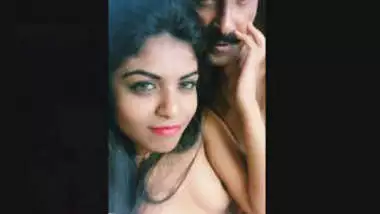 Hot Look Indian Girl ROmance With Boos