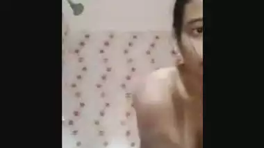 Desi wife nude bath & make video