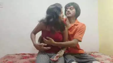 Desi collage lover romance in hotel