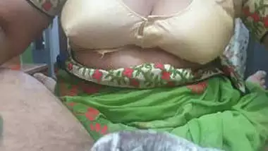 Desi village aunty big boobs