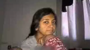 mallu girl anuja abroad giving blowjob hubby friend