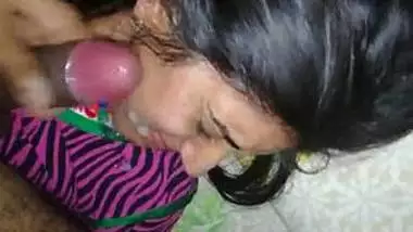 Desi wife facial with hubbys cum