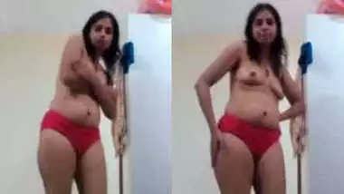 desi wife teasing hubby in cam 1