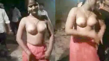 Desi girl hot naked dance