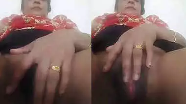 desi aunty hot pussy show