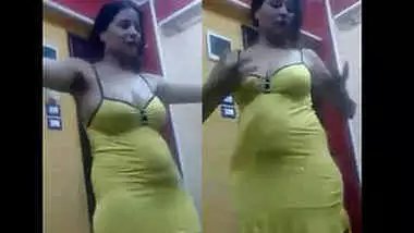 Big Ass Aunty Sexy Dance