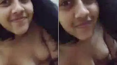 Sayeeda shah selfi showing perky boobs