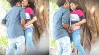 Desi beautiful lovers Quikie in park