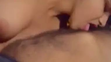 New Delhi bhabhi Gives Blowjob before riding Lover