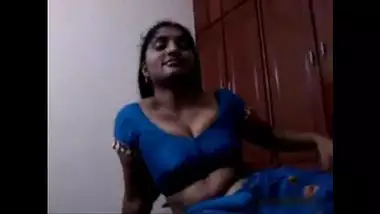 Hot Telugu Wife Showing Nude Body