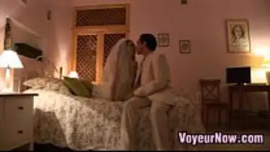 Hardcore desi xxx fuck video of newly married husband wife