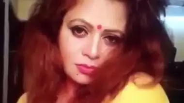 Sapna Bhabi Horny Clip In Yellow Saree