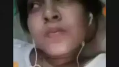 Beautiful Desi Girl Showing On Video Call