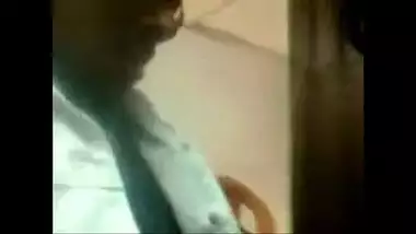 Mumbai Convent Girl’s Secret Sex Clip