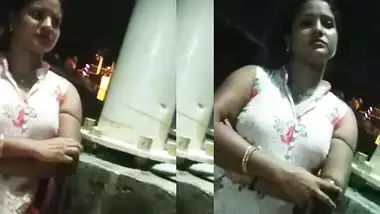 Real indiam XXX sex! Desi local randi rate on street