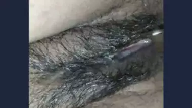 Sexy wife pissing listen sound