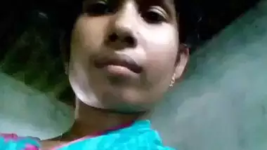 BD village girl pissing selfie video shared online