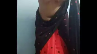 Desi bhabhi video saree with boyfriend