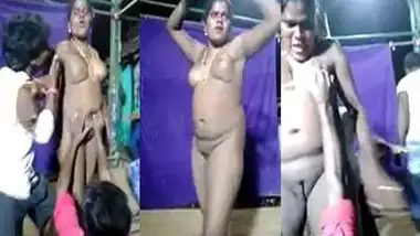 Telugu Girl Hot Nude Dance in Public