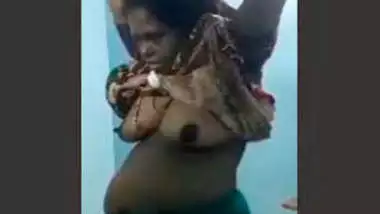 Tamil Bhabhi Dress Changing Caught in Hidden Cam